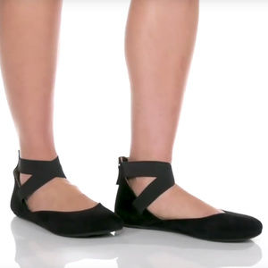 Gentle Souls Women's Bay Unique Suede Ballet Flats